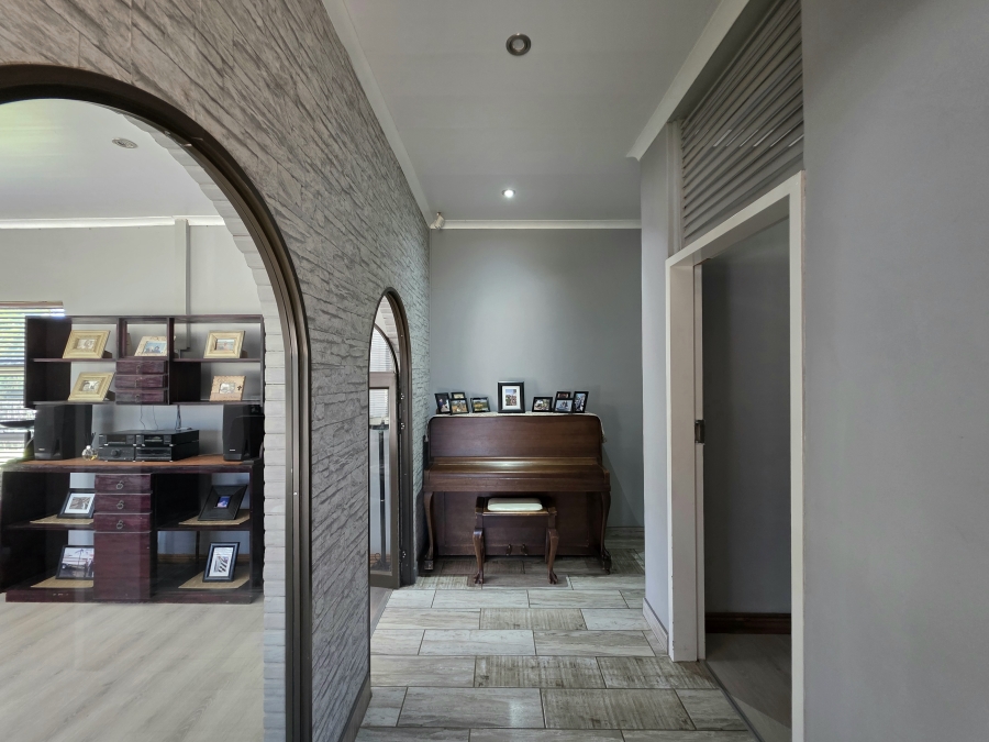 4 Bedroom Property for Sale in Jan Cillierspark Free State